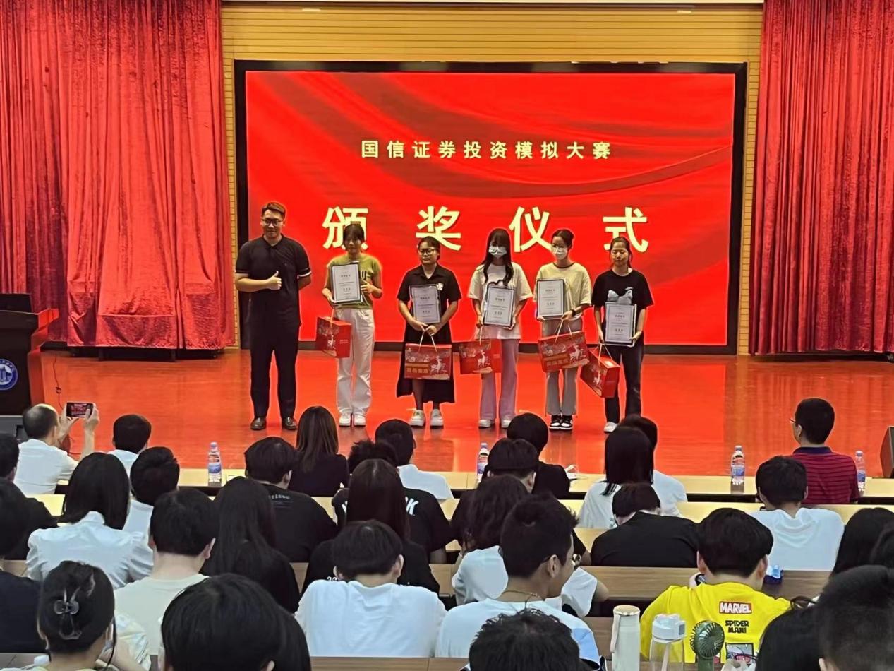 说明: 669a47948f7fc97535c5312a5983e12
